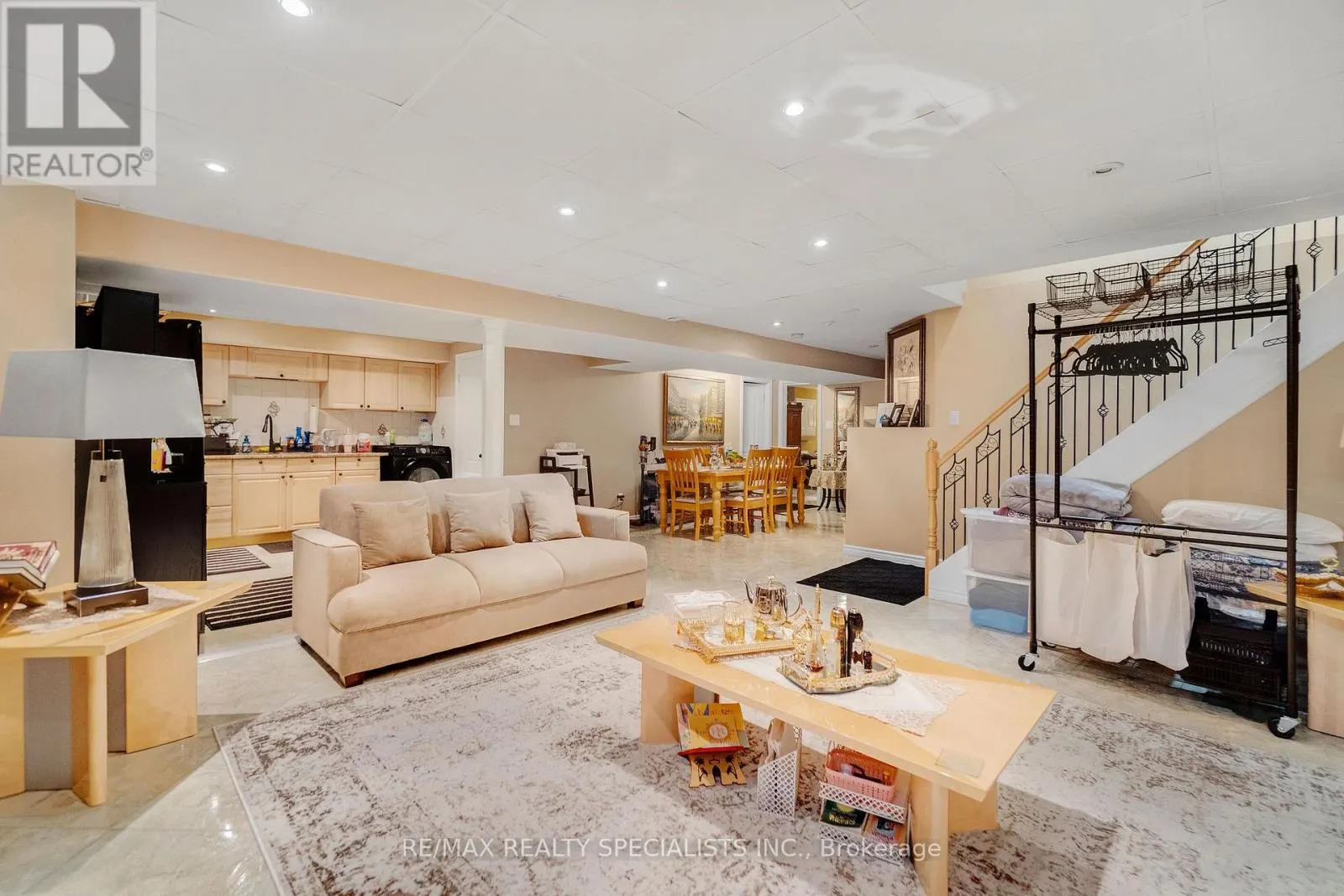 4982 MAXINE PLACE