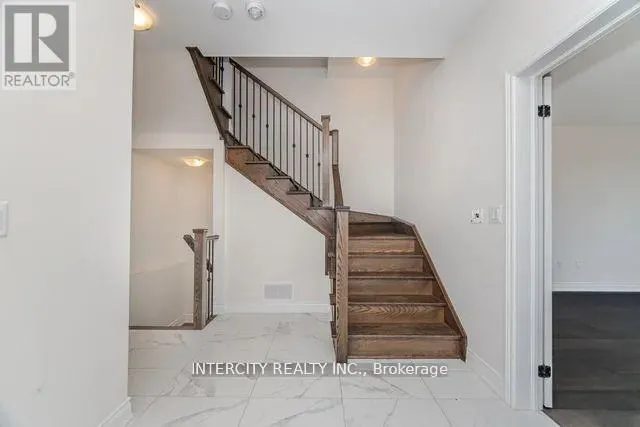 4 BOWBEER ROAD