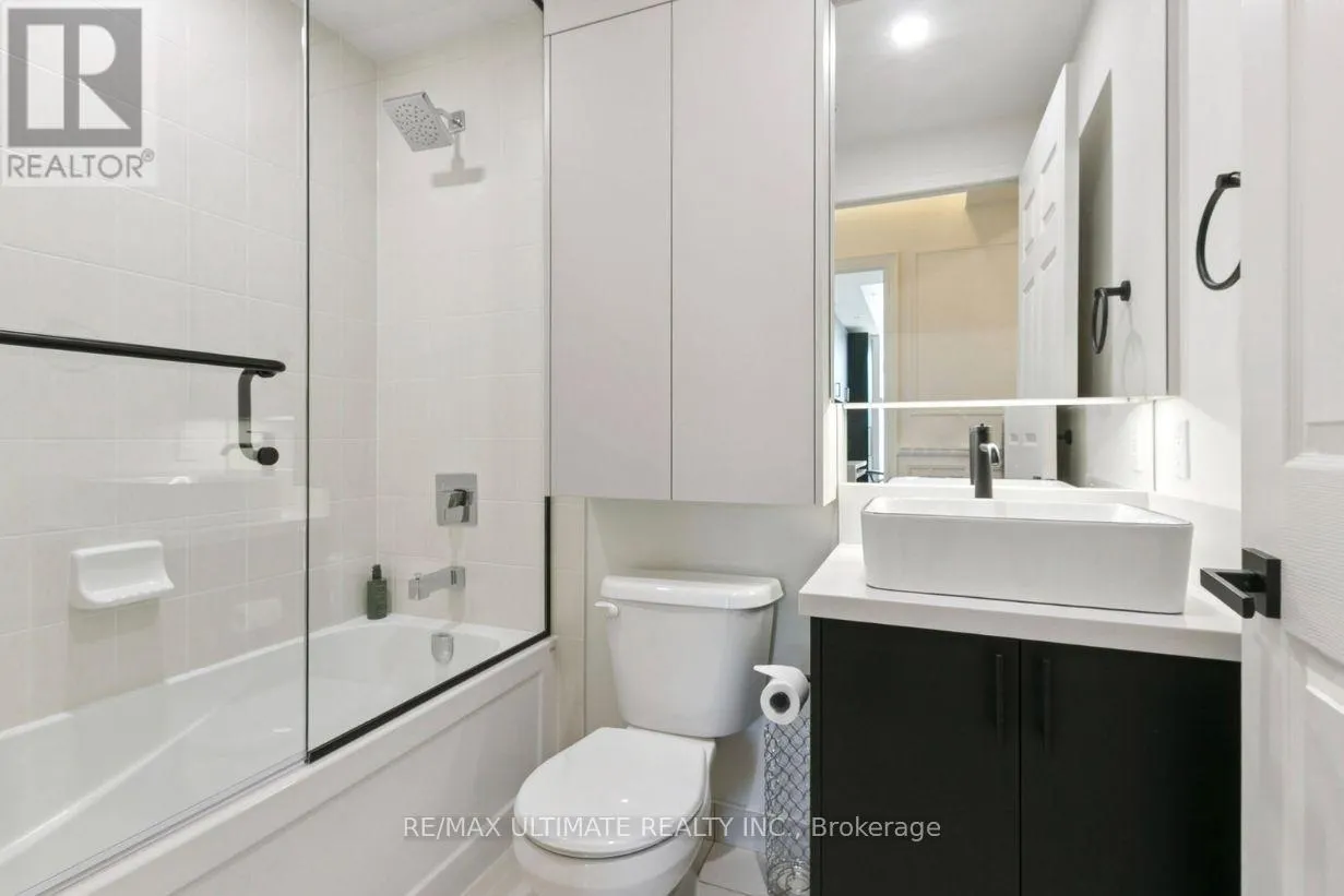 730 - 15 JAMES FINLAY WAY