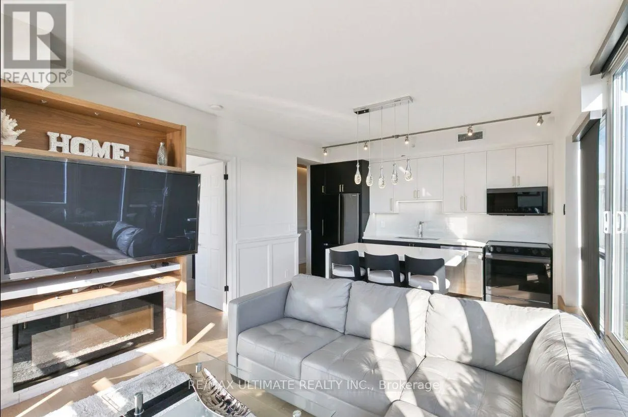 730 - 15 JAMES FINLAY WAY