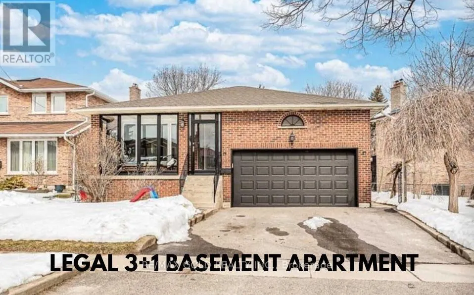 3 PANORAMA CRESCENT N