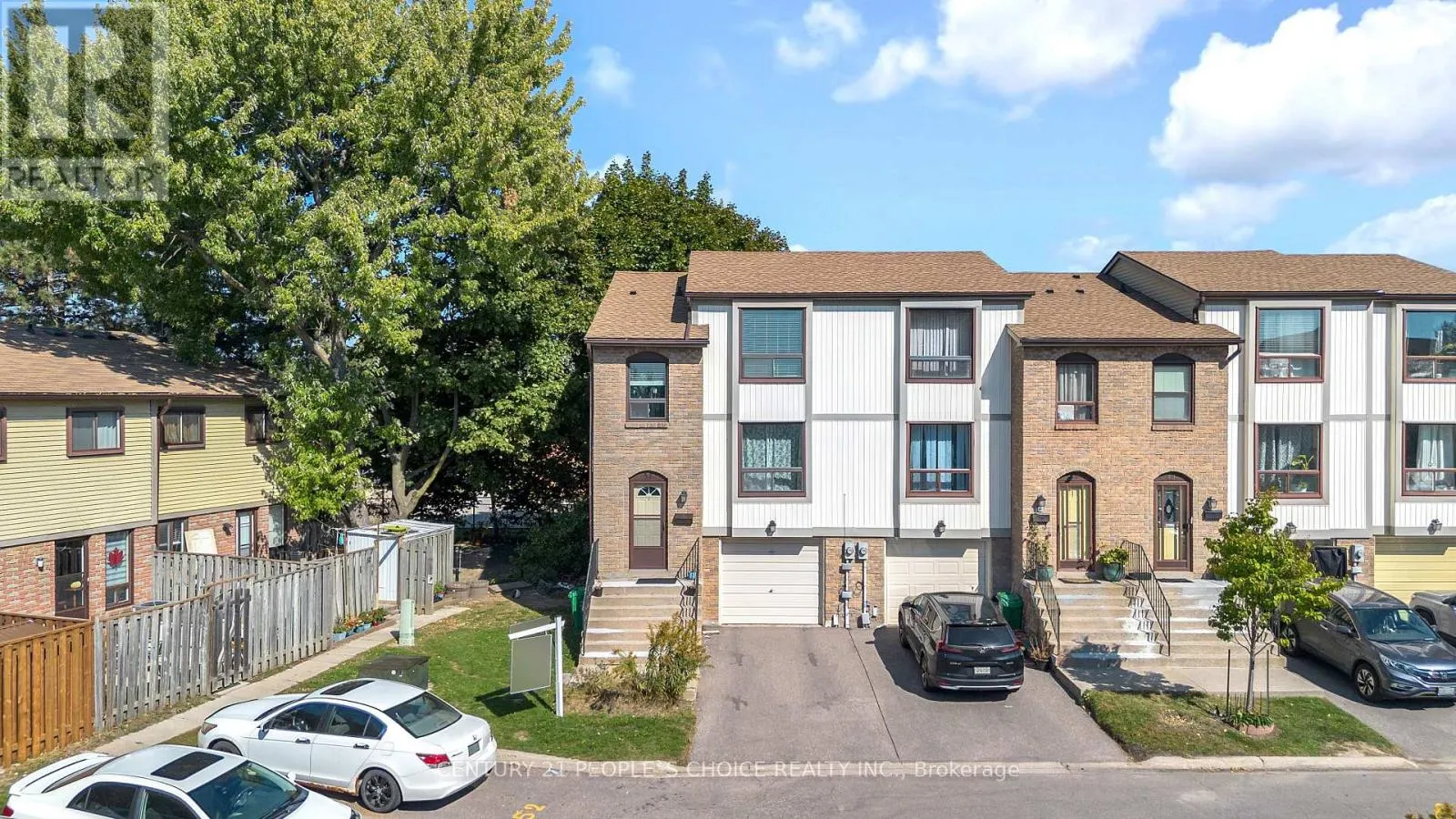51 MCMULLEN CRESCENT