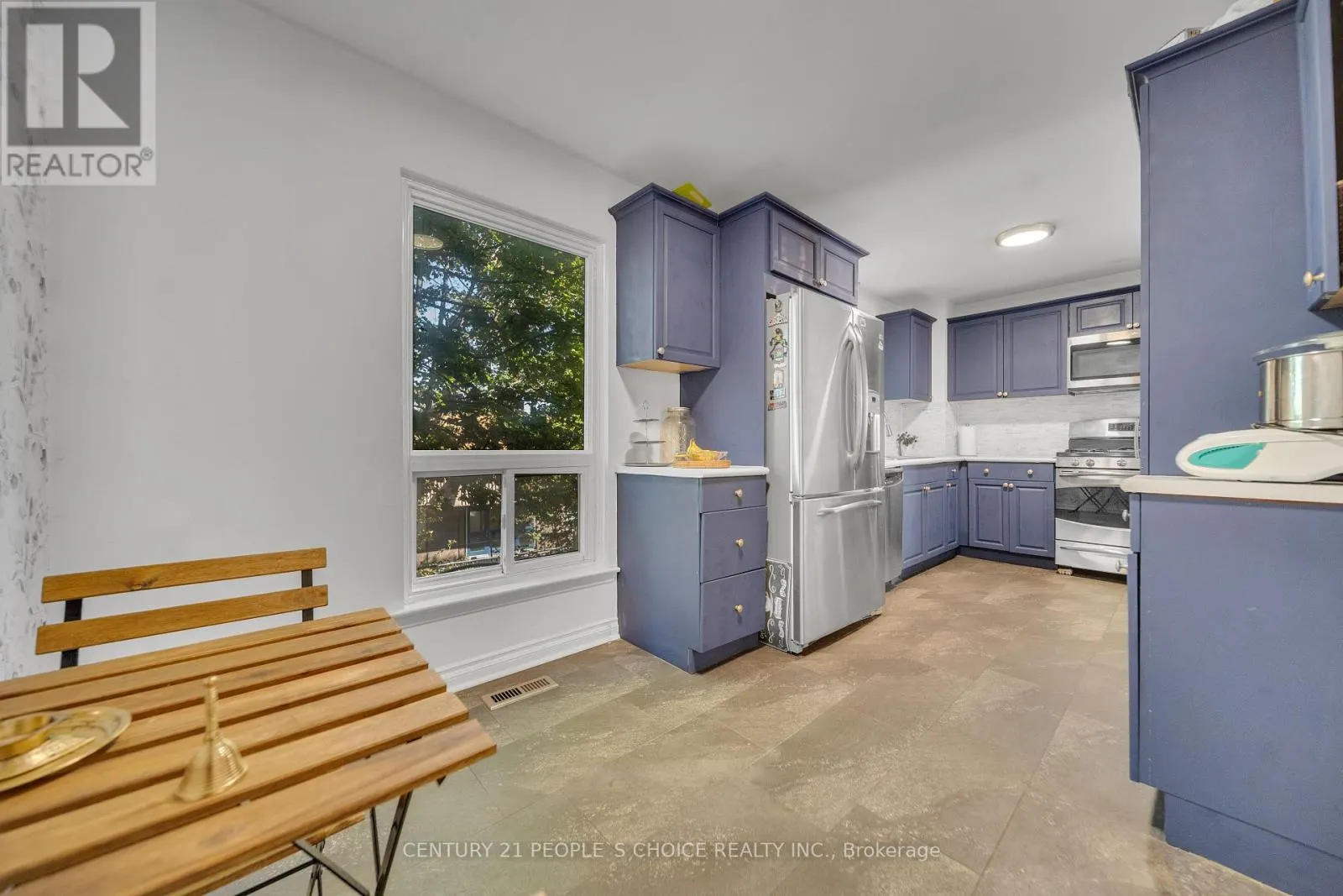 51 MCMULLEN CRESCENT
