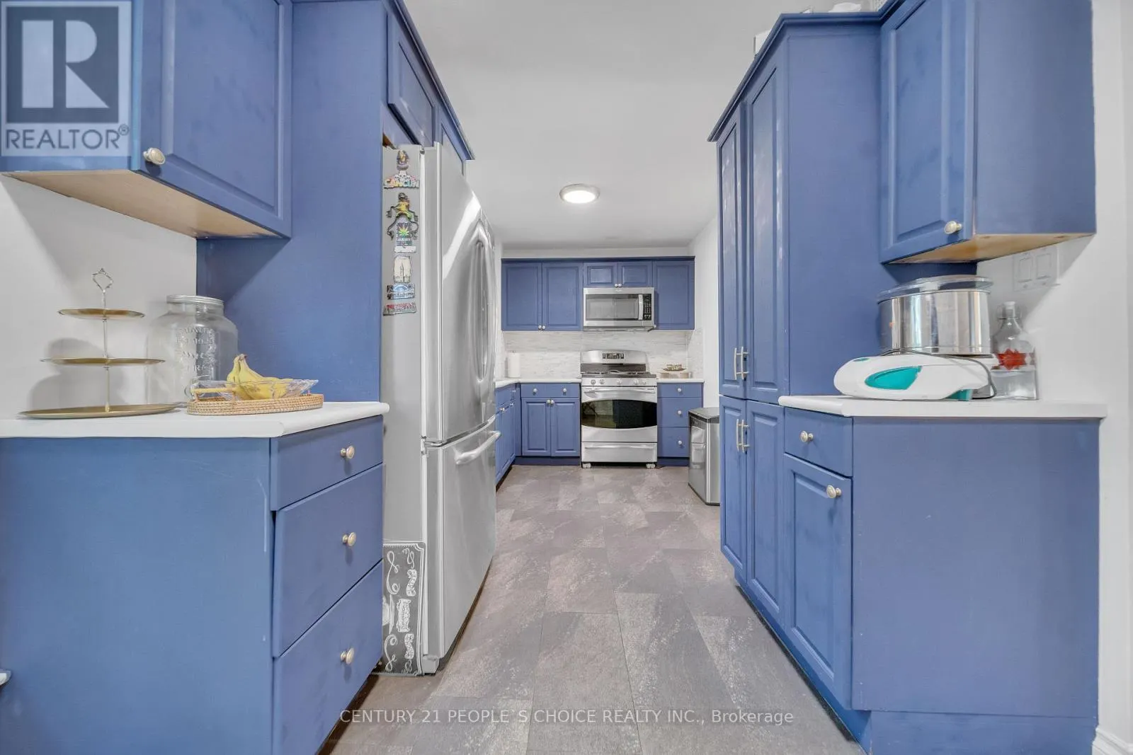 51 MCMULLEN CRESCENT