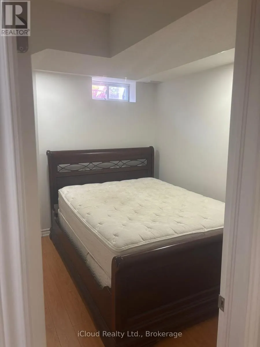 1185 PRESTONWOOD CRESCENT