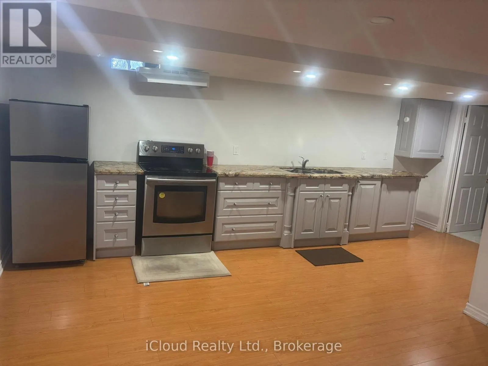 1185 PRESTONWOOD CRESCENT