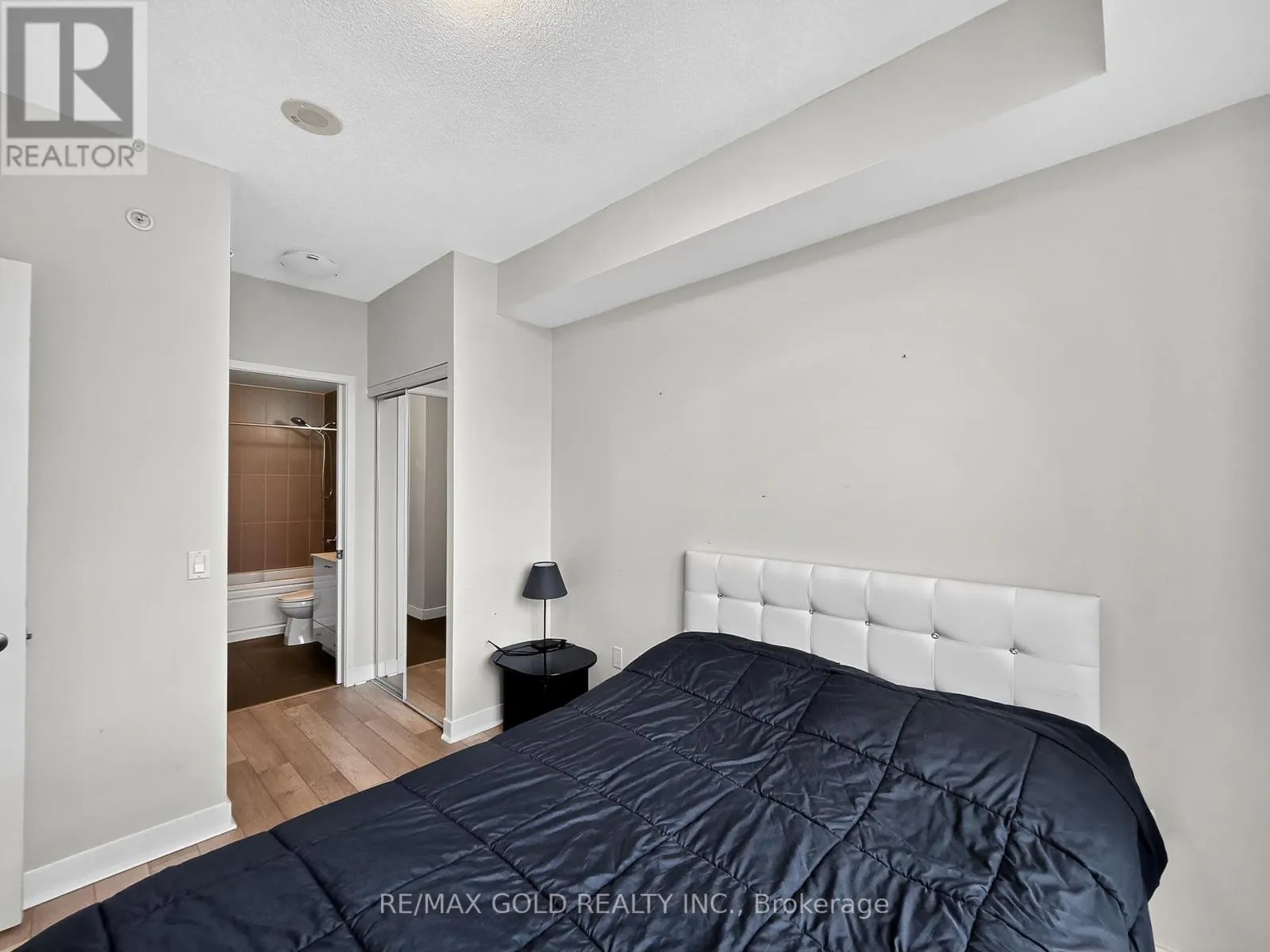 1605 - 3975 GRAND PARK DRIVE