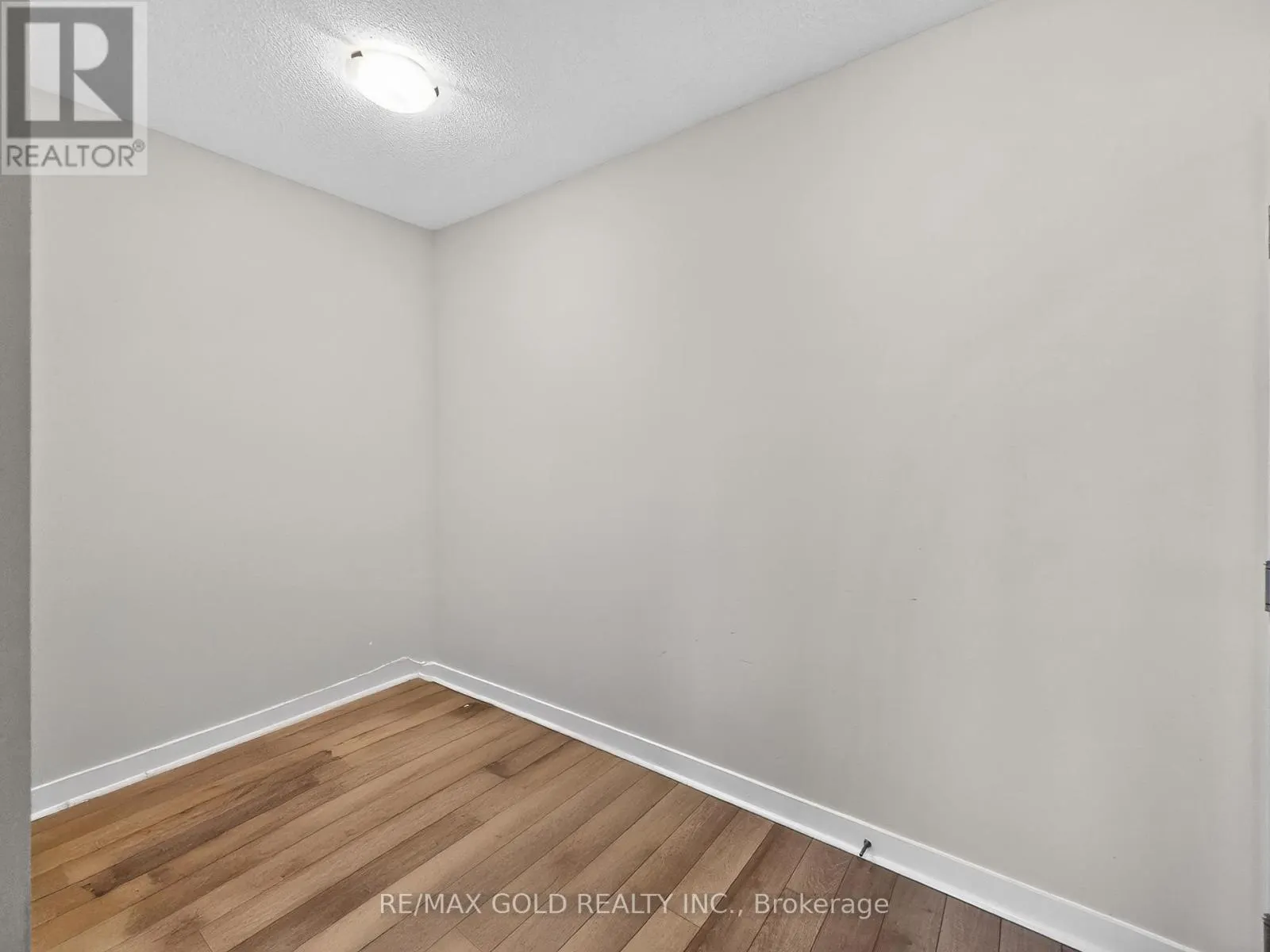 1605 - 3975 GRAND PARK DRIVE