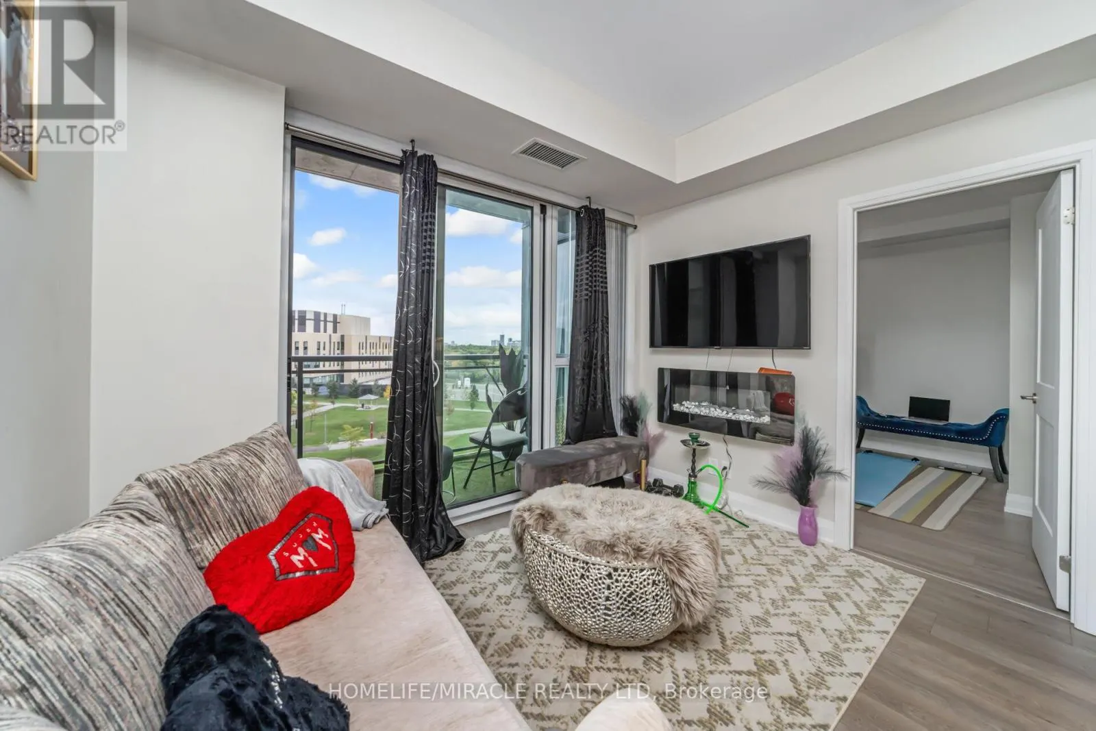 505 - 15 LYNCH STREET