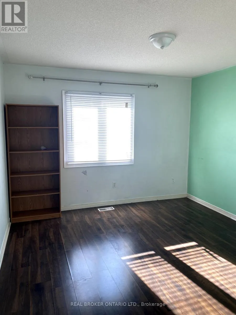 UPPER - 80 REDFINCH WAY