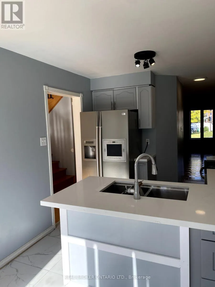 UPPER - 80 REDFINCH WAY