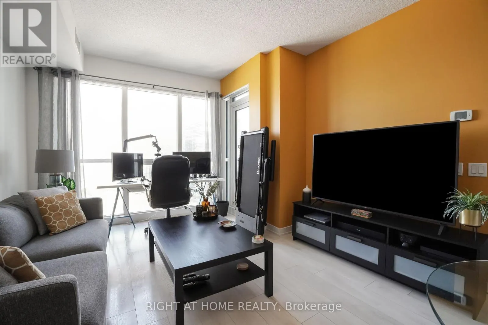 3106 - 2220 LAKESHORE BOULEVARD W