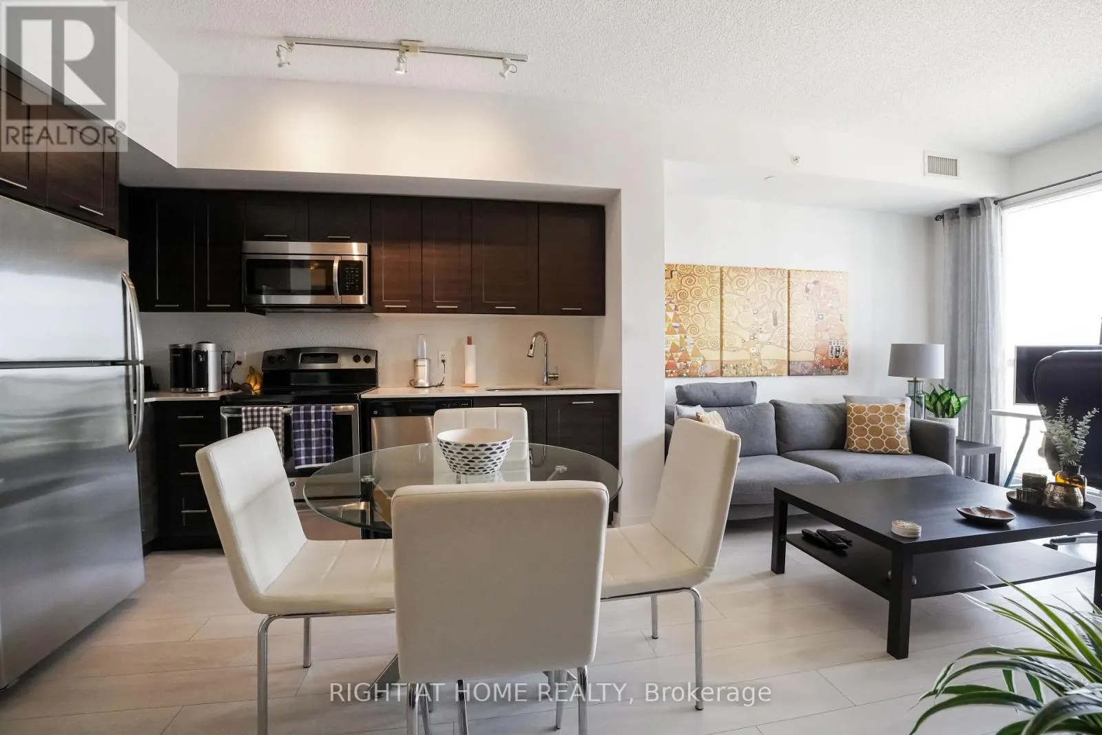 3106 - 2220 LAKESHORE BOULEVARD W