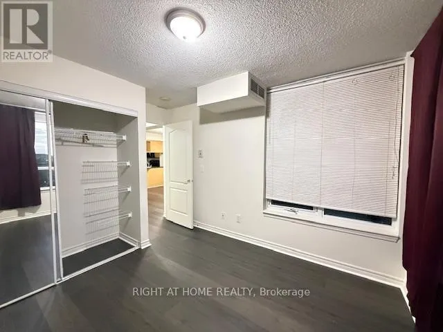 1207 - 4090 LIVING ARTS DRIVE