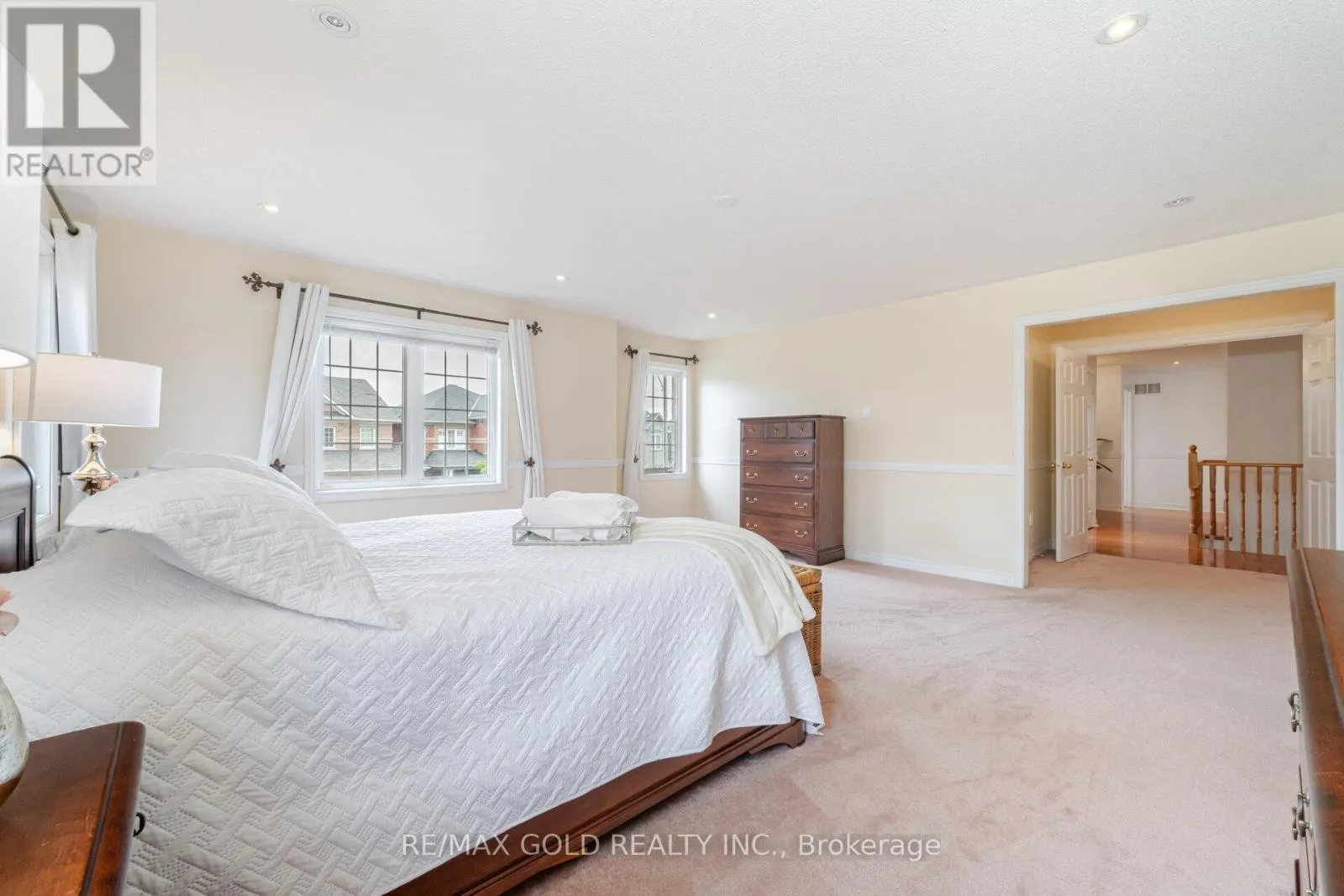 16 LARKBERRY ROAD