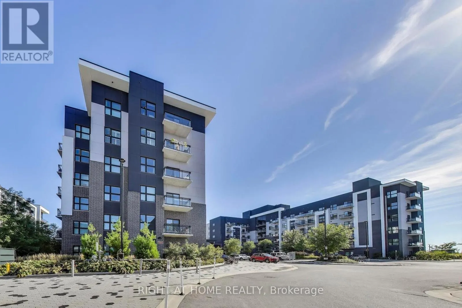 401 - 102 GROVEWOOD COMMON CIRCLE