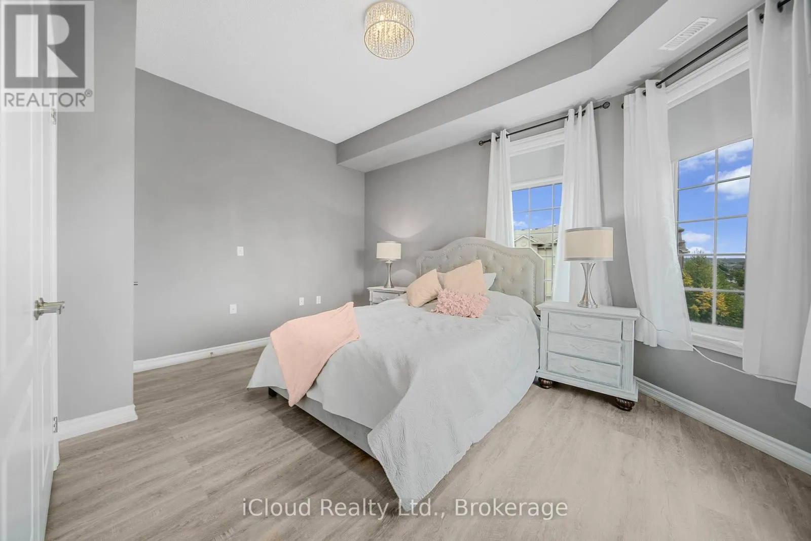 11 - 1440 MAIN STREET E
