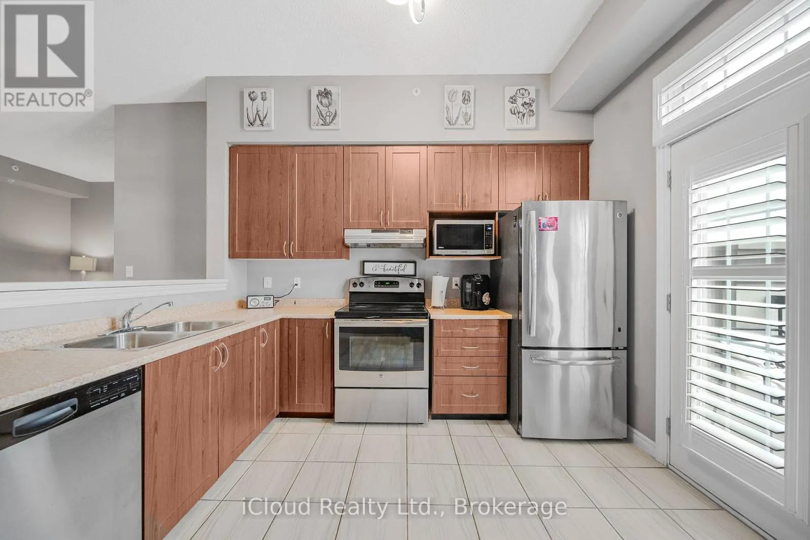 11 - 1440 MAIN STREET E