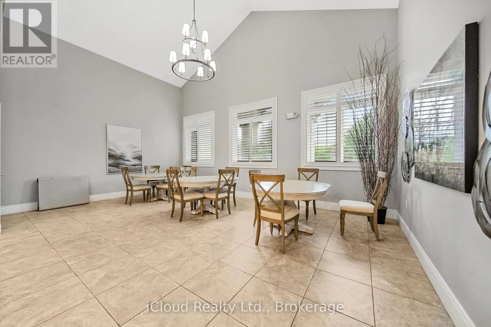 11 - 1440 MAIN STREET E