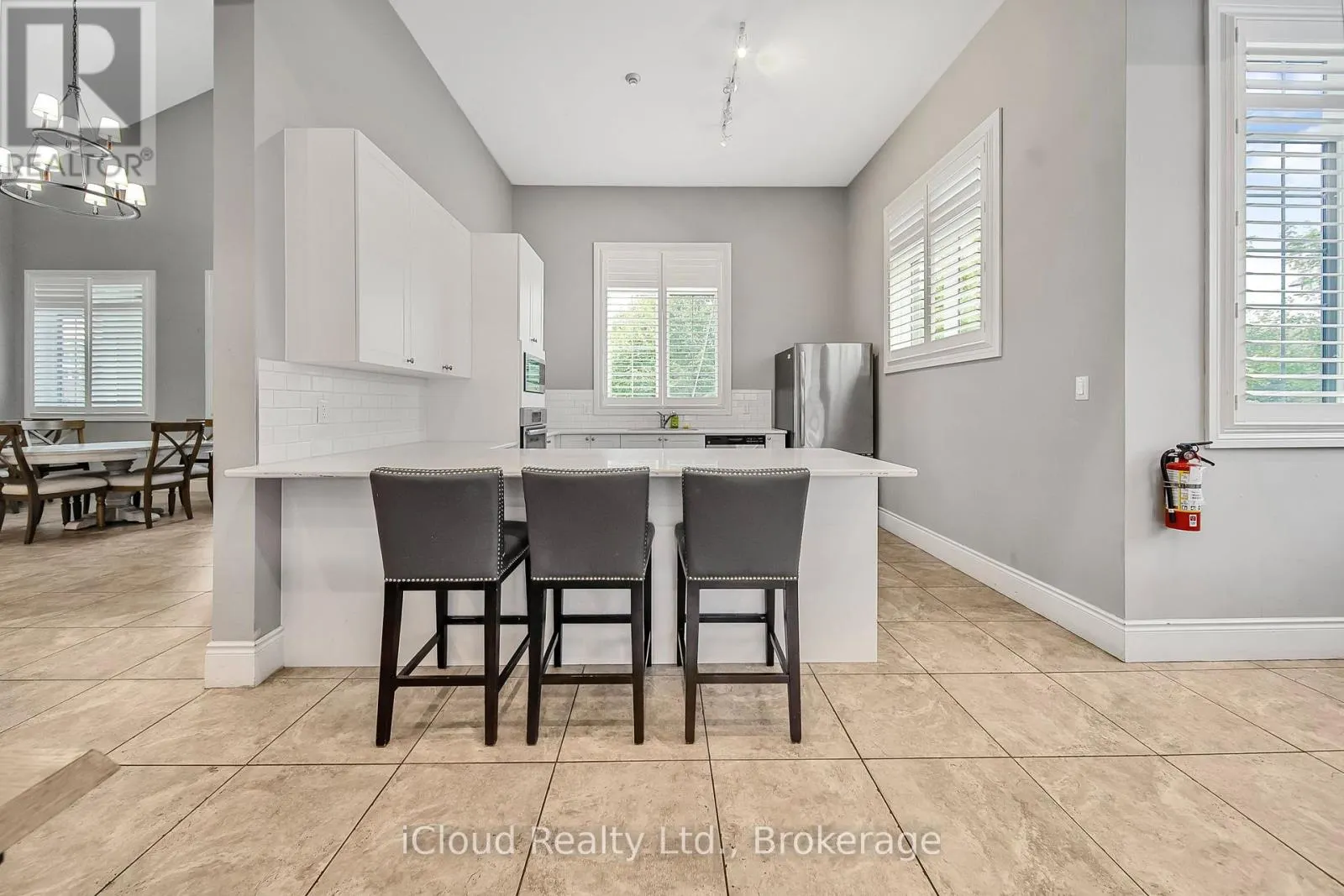 11 - 1440 MAIN STREET E