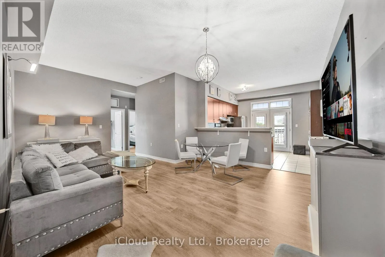 11 - 1440 MAIN STREET E