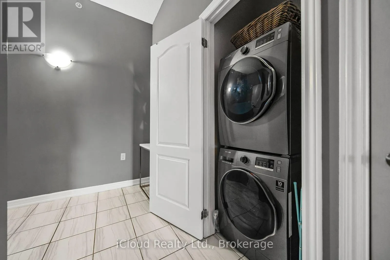 11 - 1440 MAIN STREET E