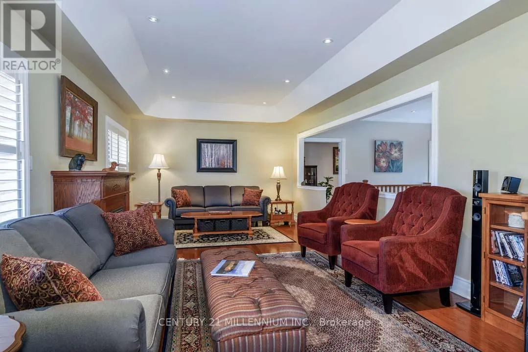 8 CASTLEWOOD COURT