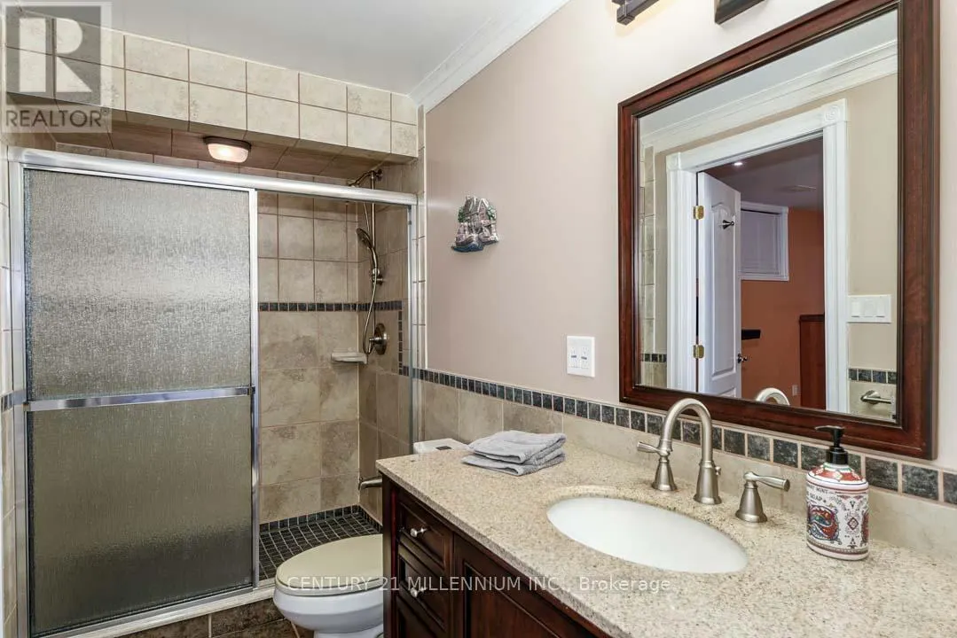 8 CASTLEWOOD COURT