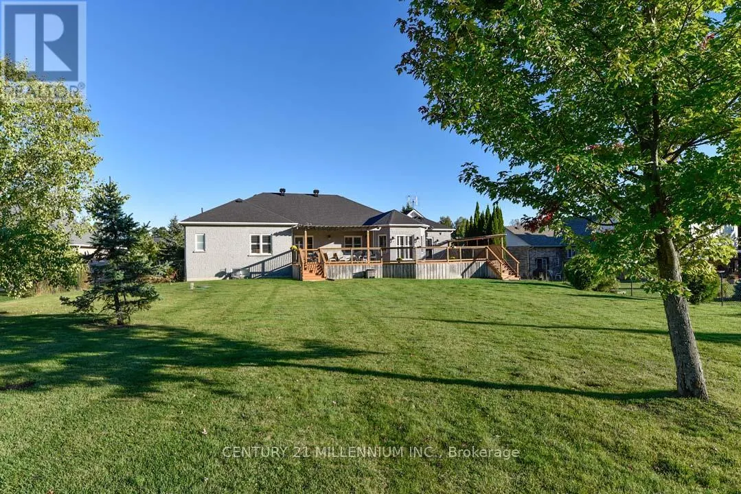 8 CASTLEWOOD COURT