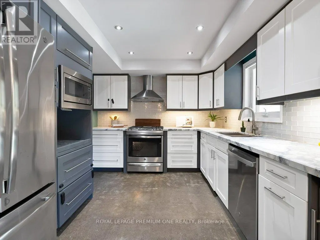 417 KINGSVIEW DRIVE