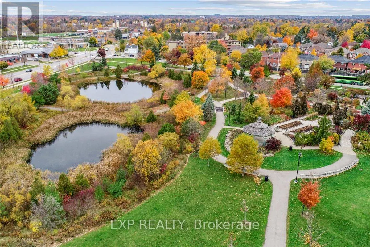 7 ROSSET VALLEY COURT