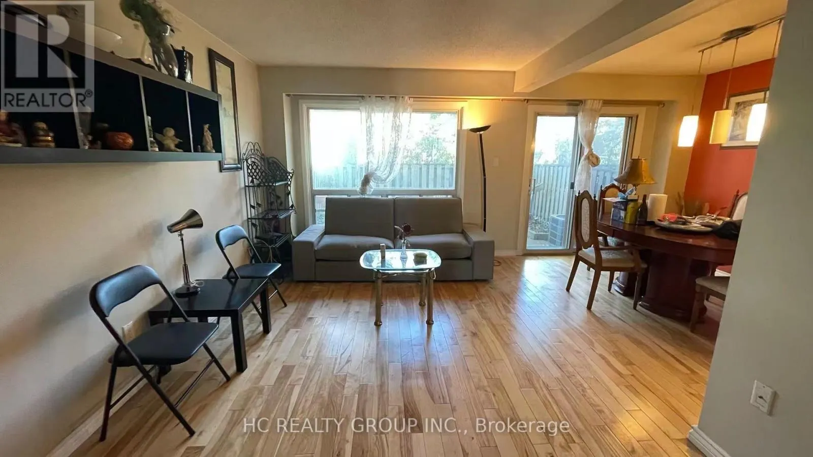 29 - 3025 CEDARGLEN GATE