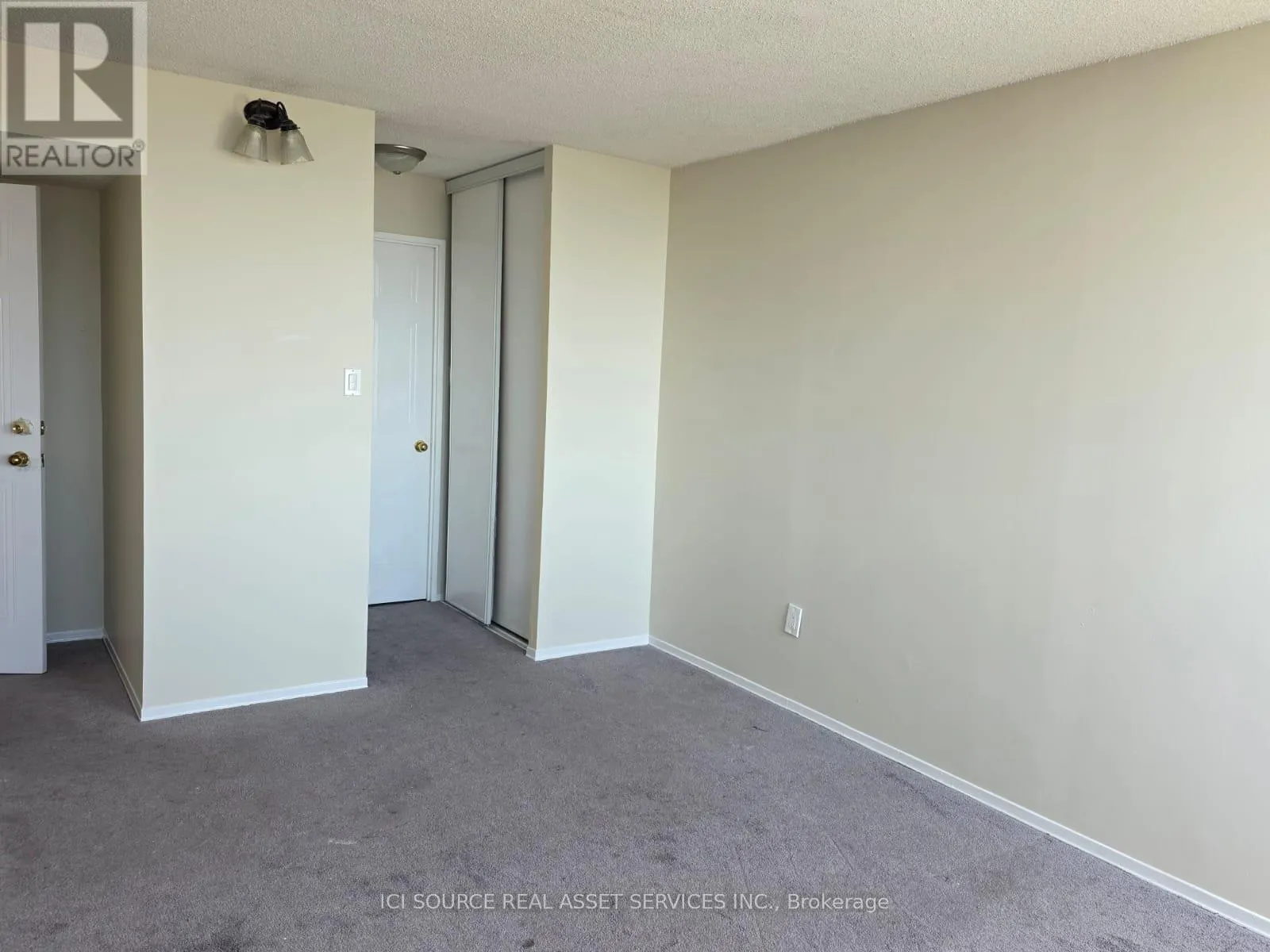 1710 - 350 WEBB DRIVE