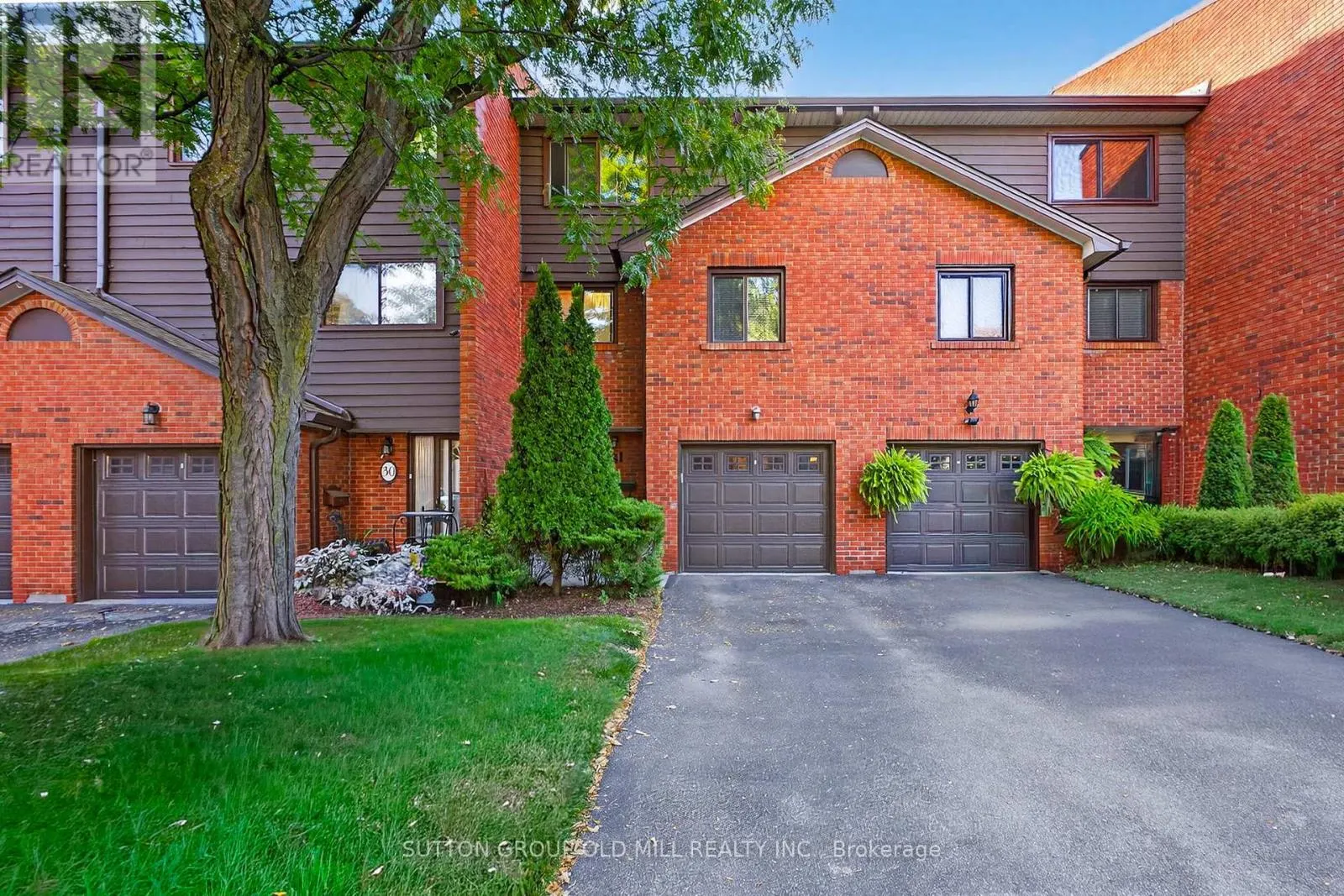 31 - 4230 FIELDGATE DRIVE