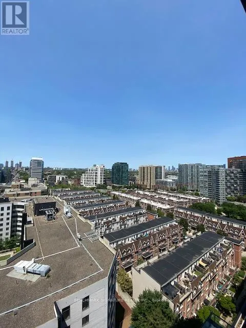 1221 - 285 DUFFERIN STREET