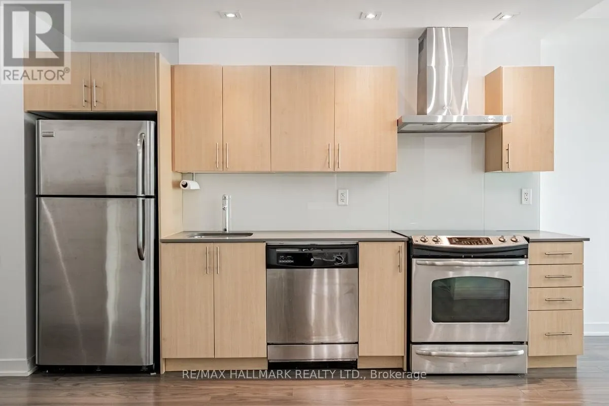 1034 - 165 LEGION ROAD N