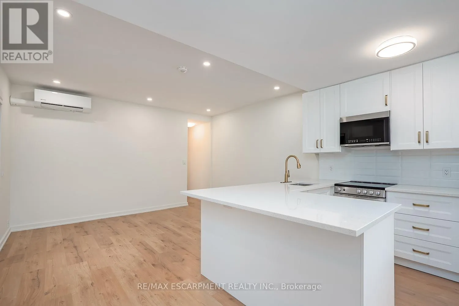 2 - 519 ELIZABETH STREET
