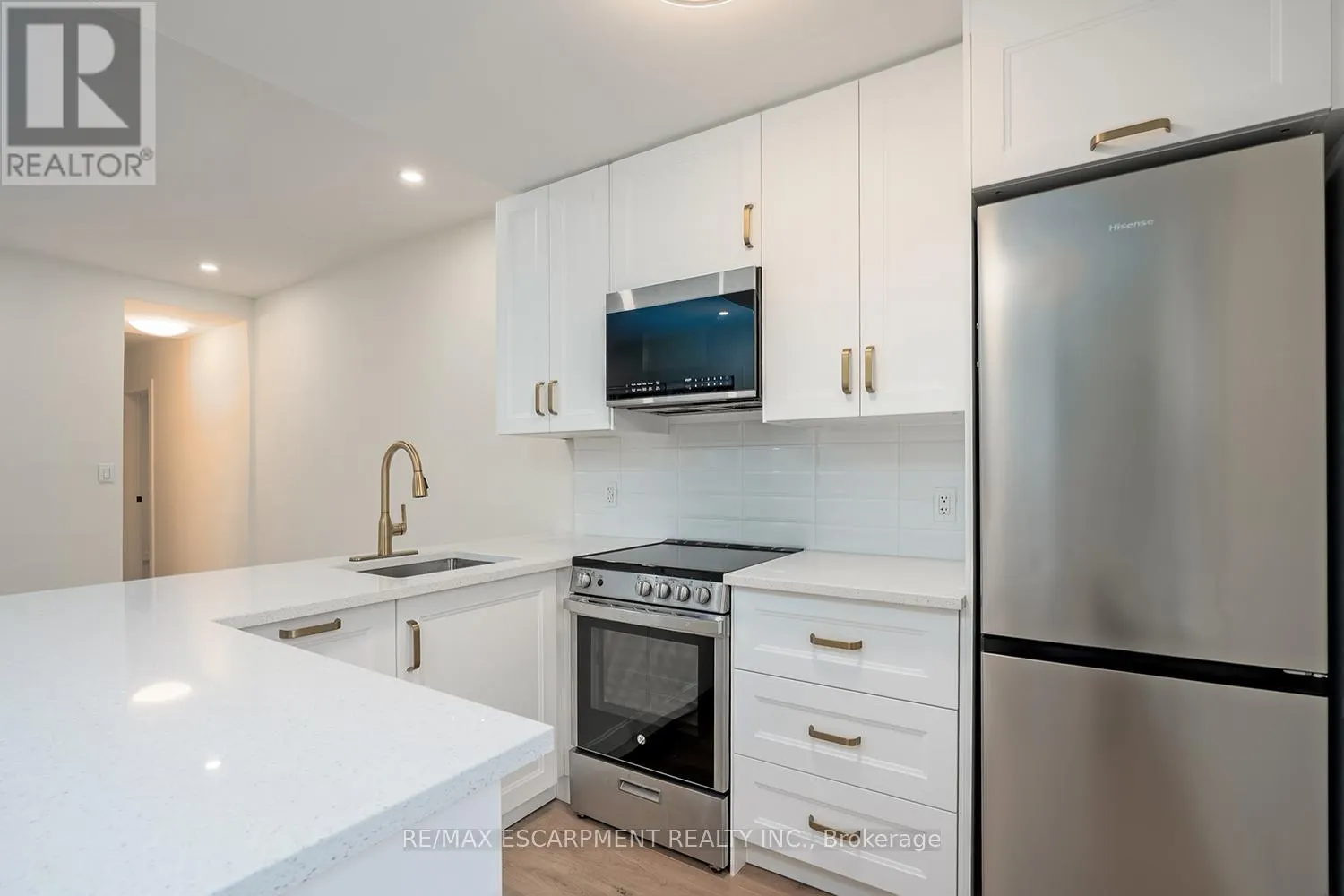 2 - 519 ELIZABETH STREET