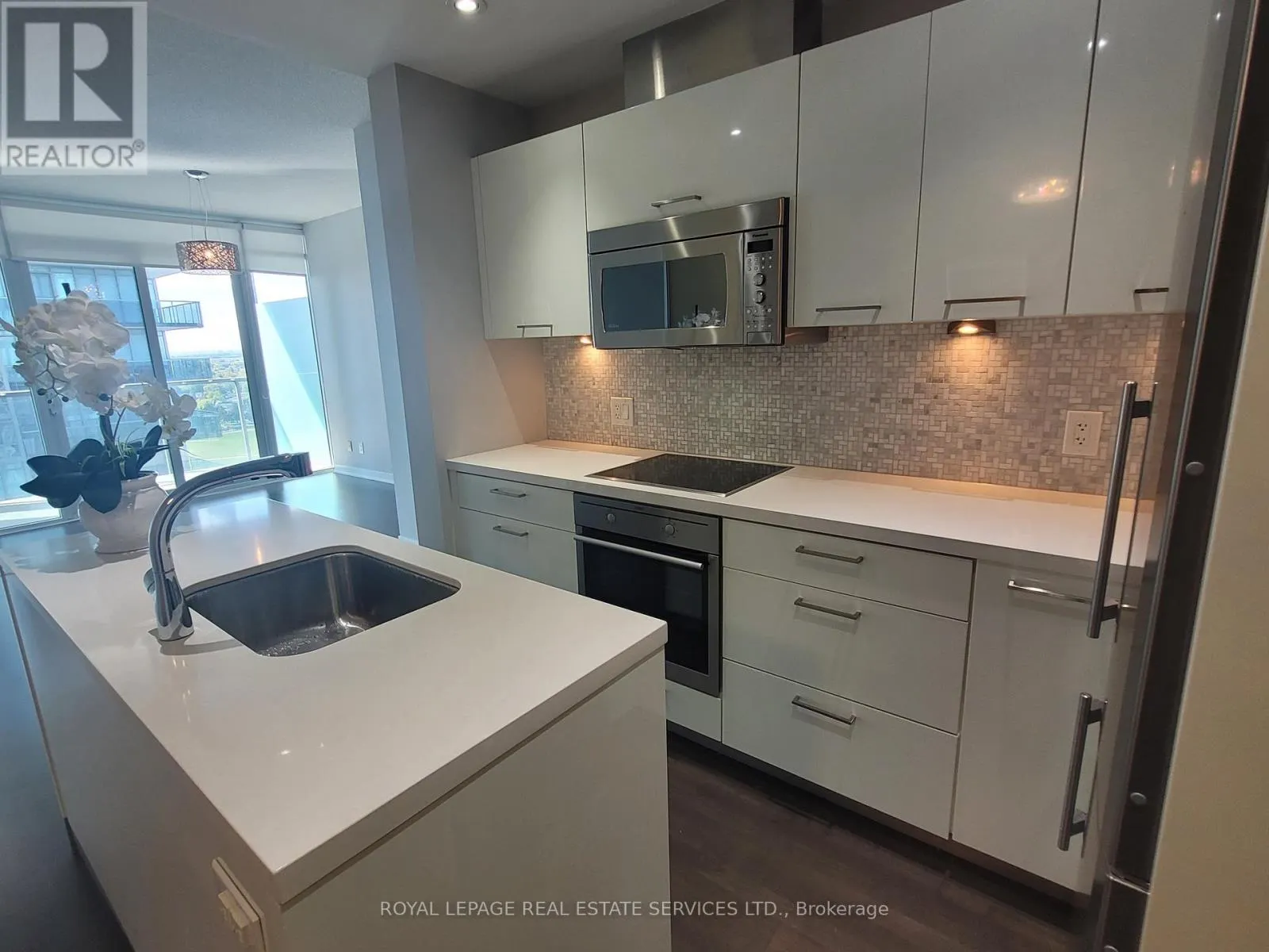 2303 - 90 PARK LAWN ROAD