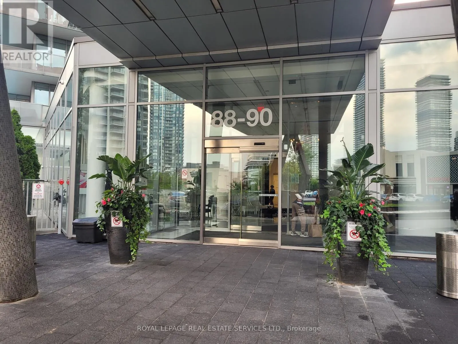 2303 - 90 PARK LAWN ROAD