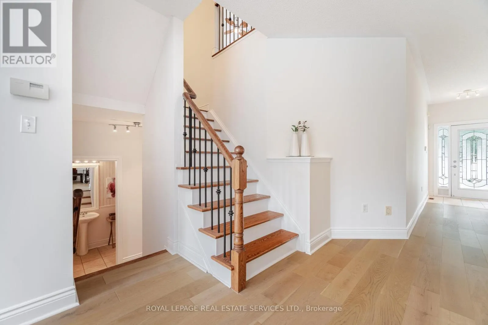 3896 BLOOMINGTON CRESCENT