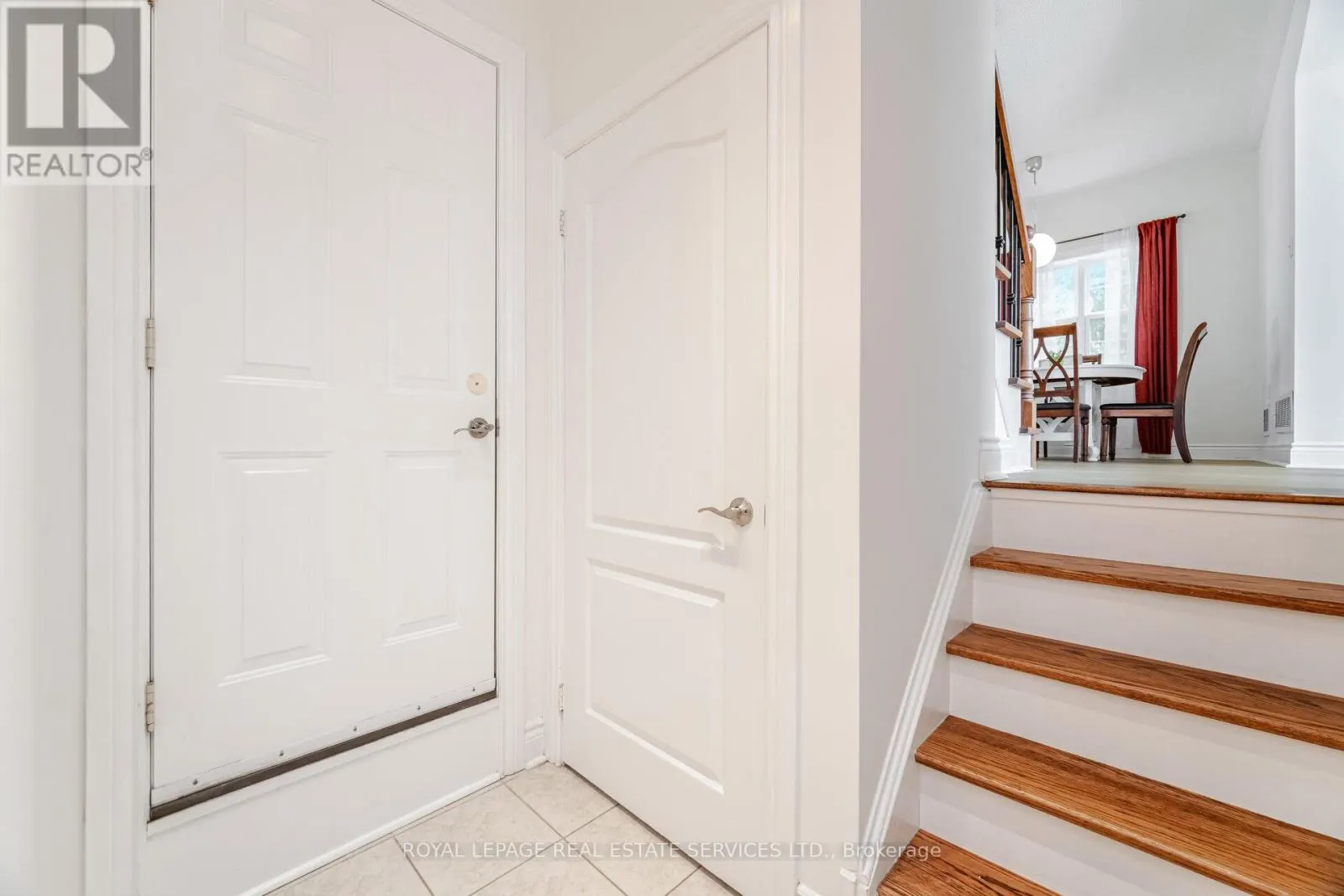 3896 BLOOMINGTON CRESCENT