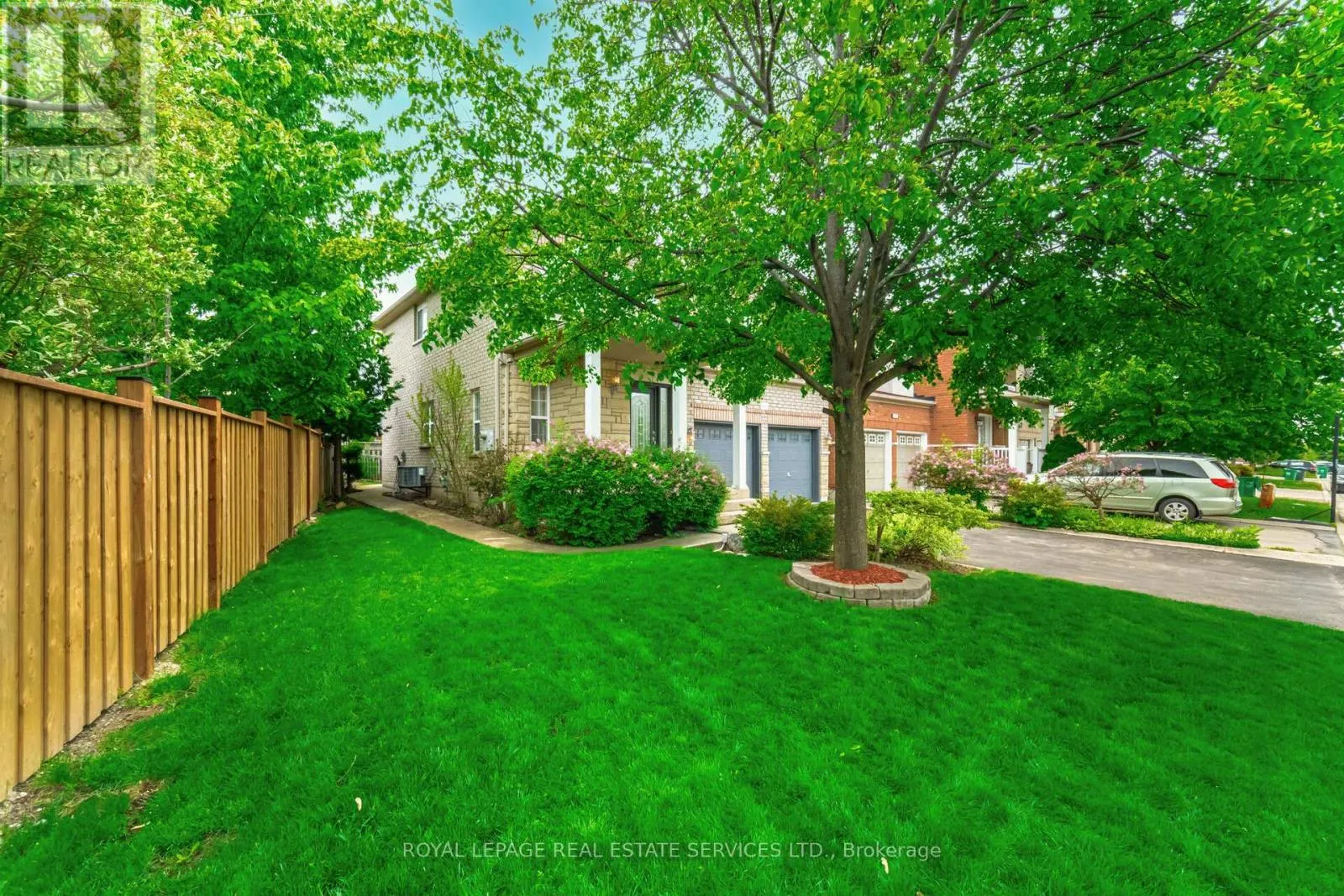 3896 BLOOMINGTON CRESCENT