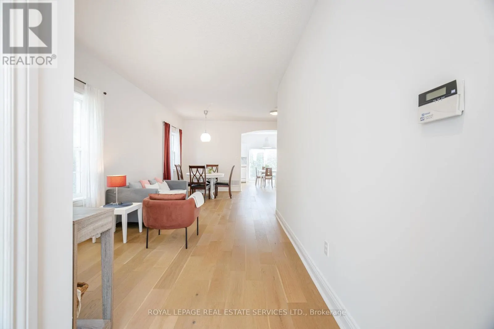 3896 BLOOMINGTON CRESCENT