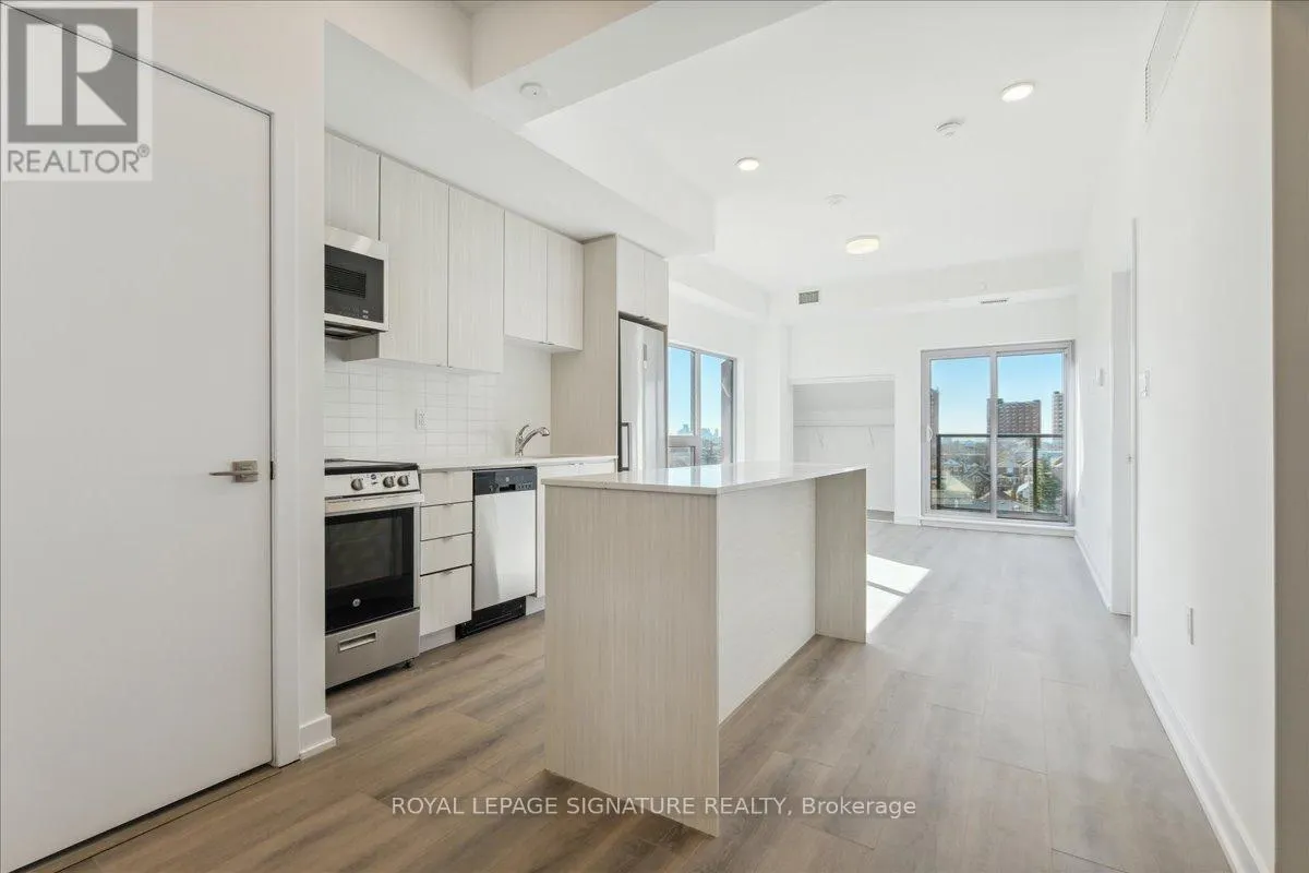 701 - 2433 DUFFERIN STREET