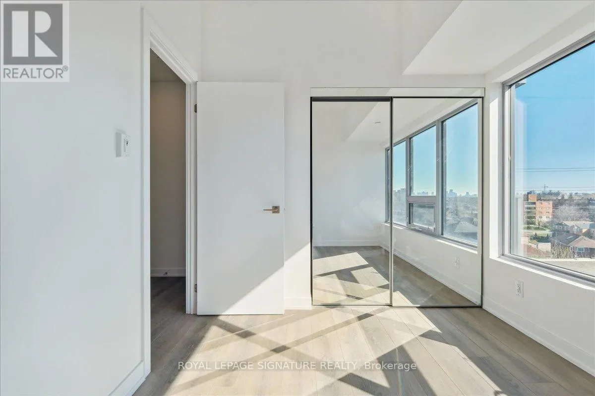 701 - 2433 DUFFERIN STREET