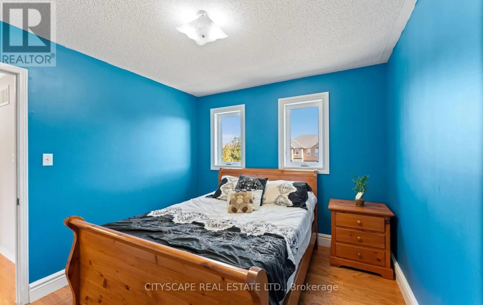 5760 RAFTSMAN COVE STREET