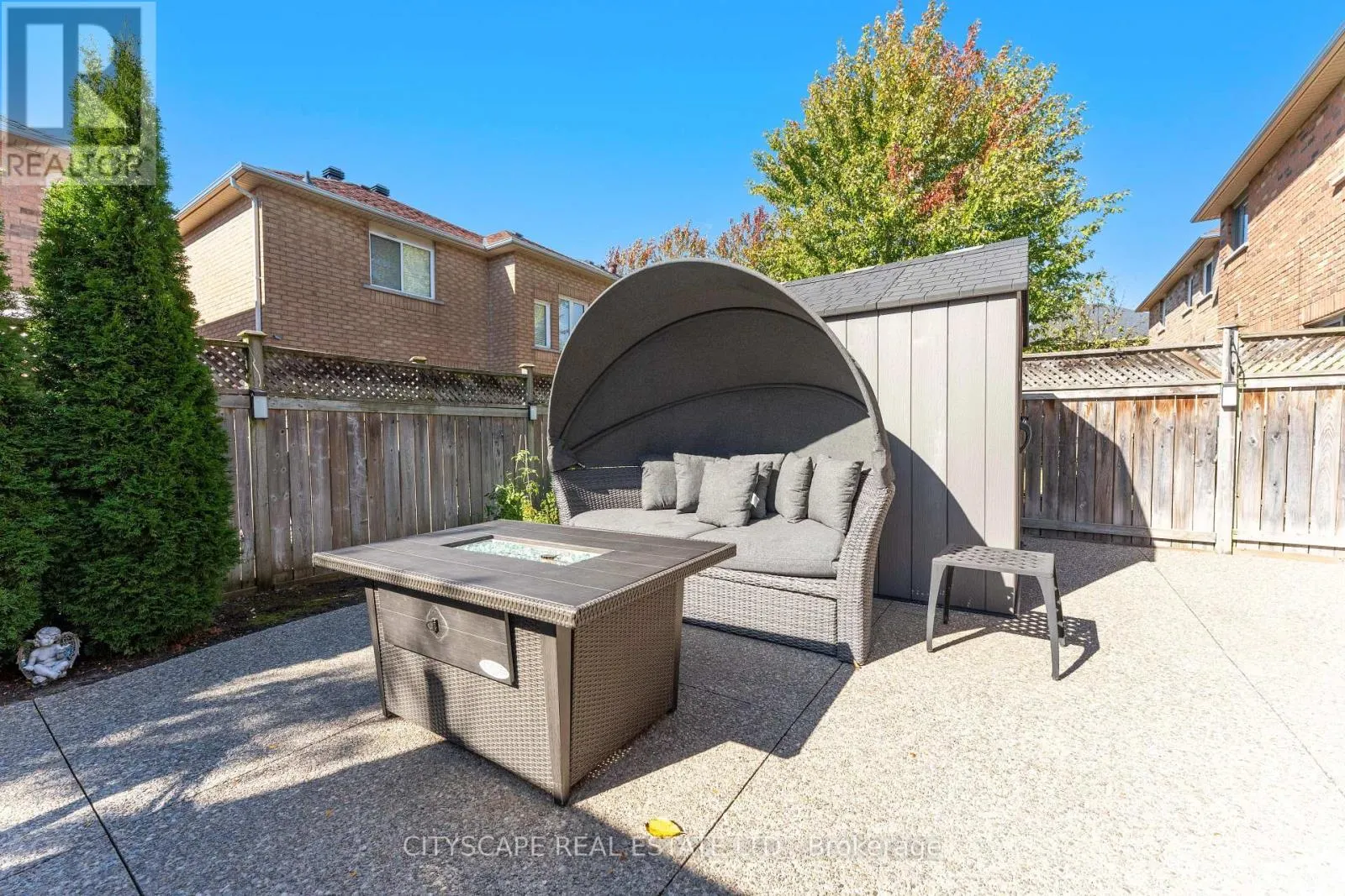 5760 RAFTSMAN COVE STREET
