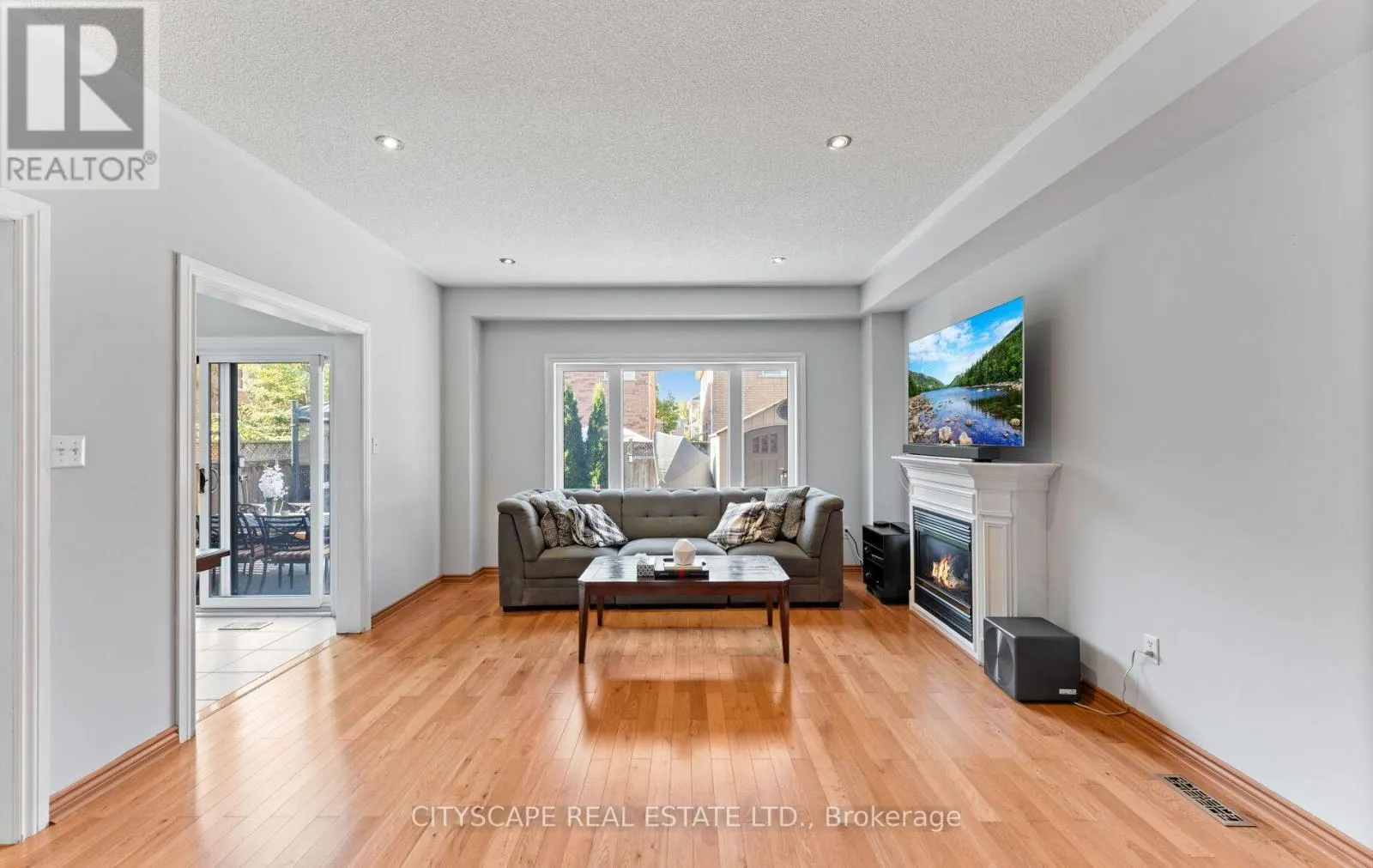 5760 RAFTSMAN COVE STREET