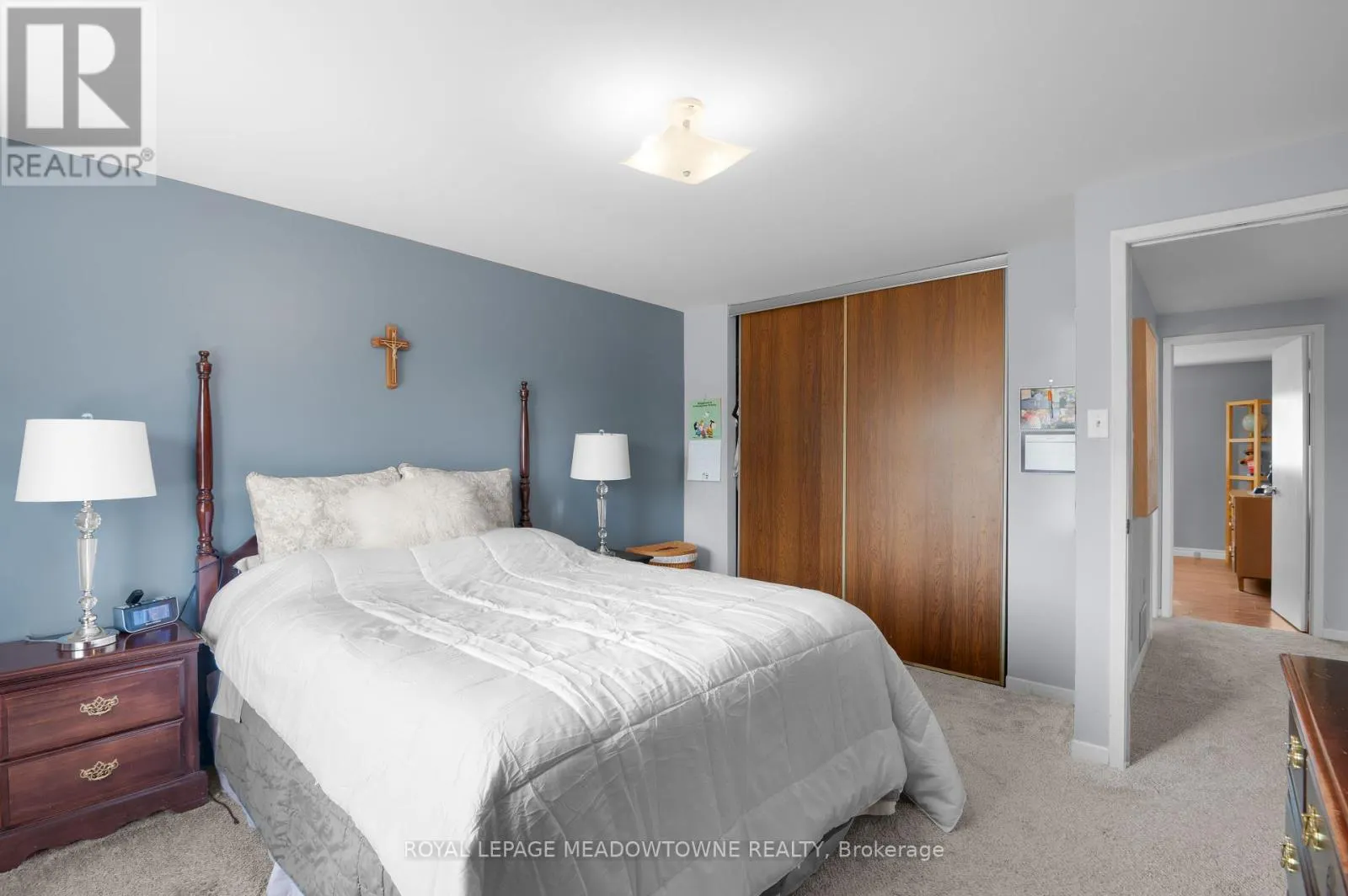 6058 STARFIELD CRESCENT